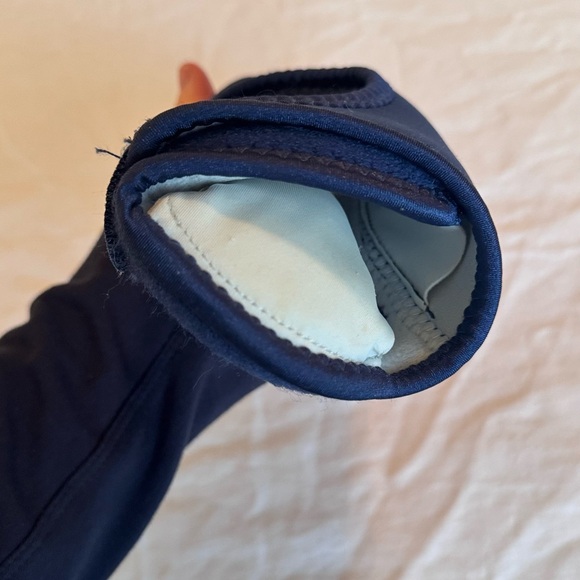 FUTURO Night Wrist Sleep Support Sleeping Brace for Carpal Tunnel & Sprain - Picture 11 of 16